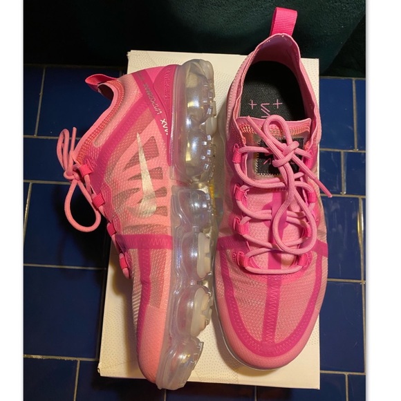 pink clear nikes